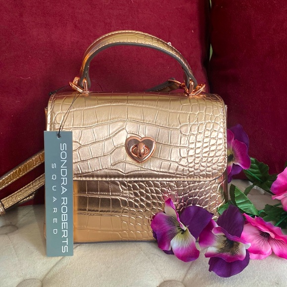 💕🌟Sondra Roberts Crocodile Textured Crossbody, Metallic Rose Gold - Picture 16 of 16